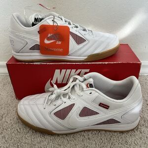 Nike Supreme x Gato SB White Size 9.5M / 11W AR9821 116 New